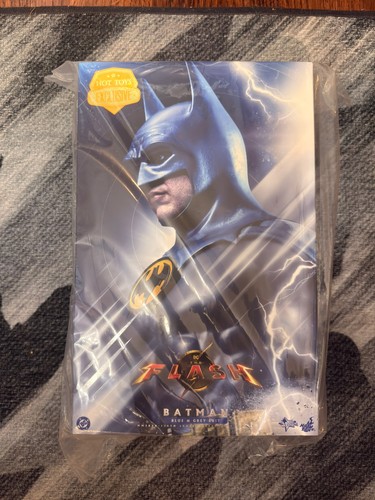 Hot toys mms834 batman tuta - batman,